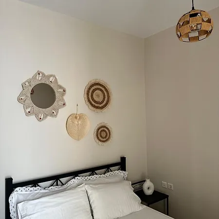 Lemon Tree ゲストハウス Sarandë