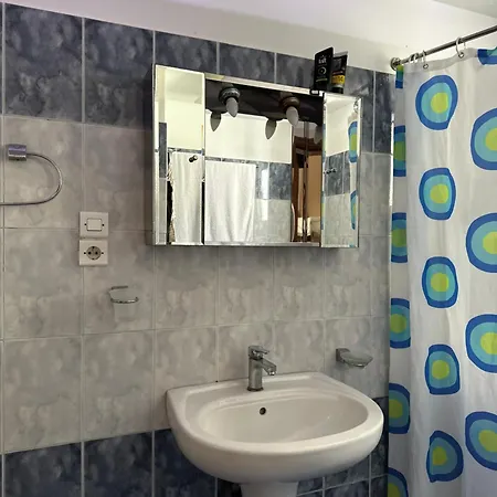 בית הארחה Lemon Tree 3*